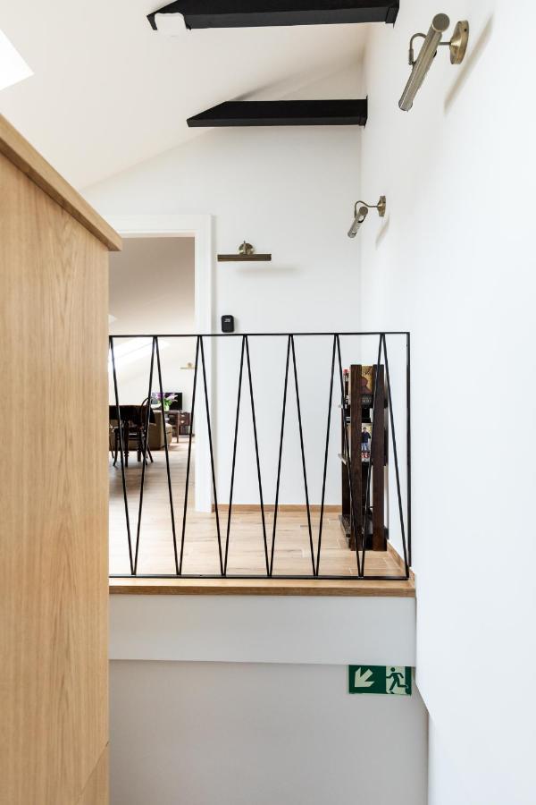 Palac Zieleniewskich Apartamenty Sw Marka 31 Cracovie Extérieur photo