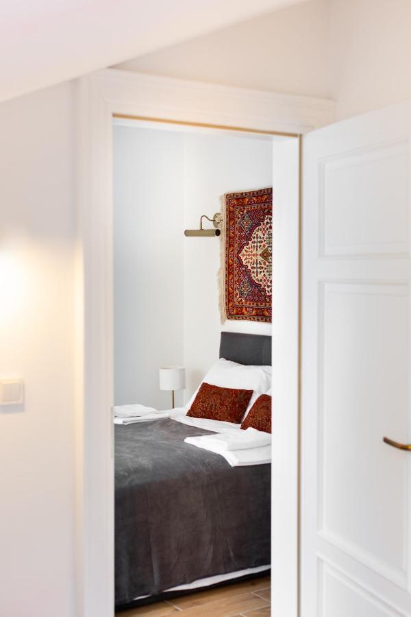 Palac Zieleniewskich Apartamenty Sw Marka 31 Cracovie Extérieur photo