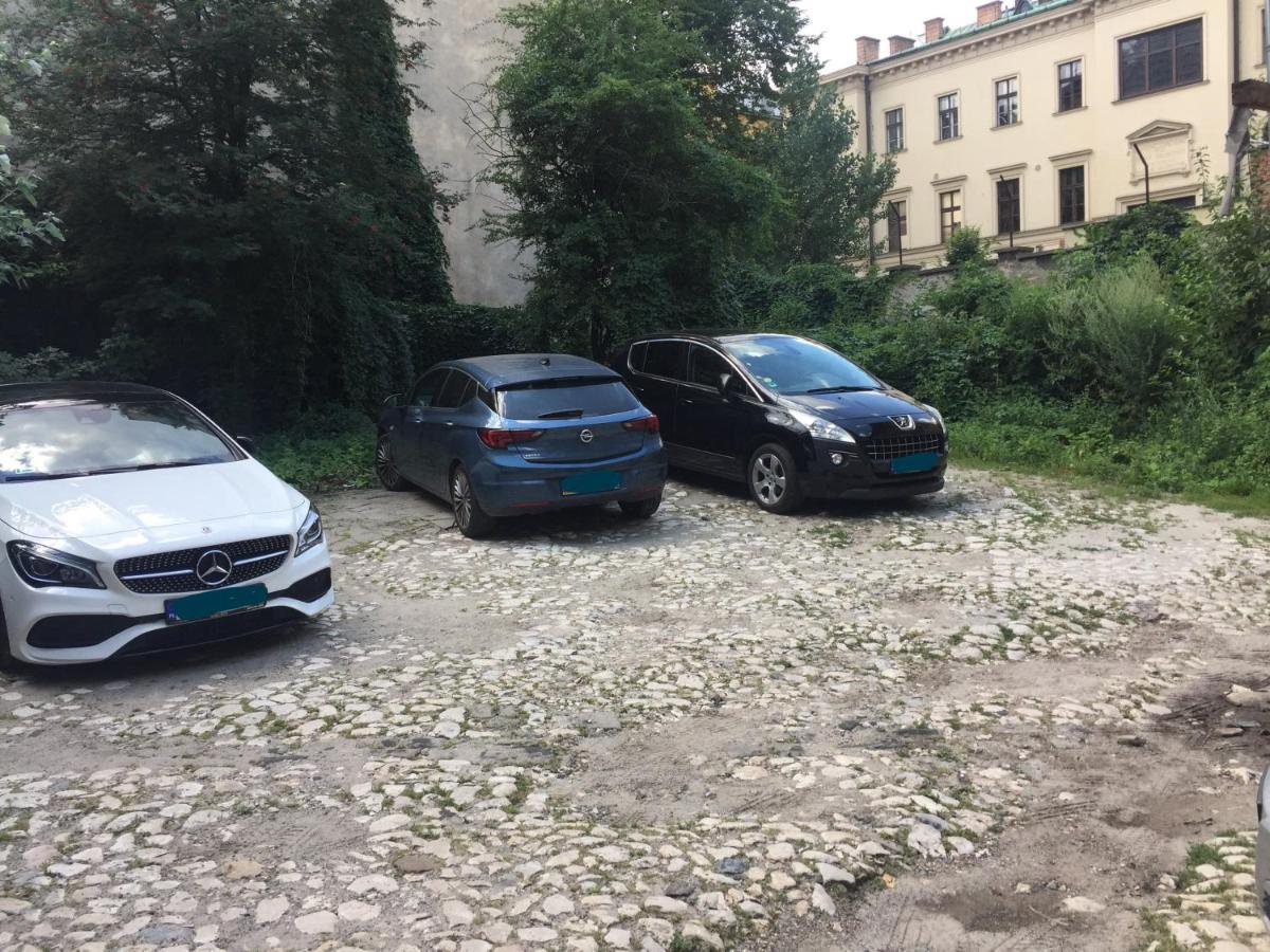 Palac Zieleniewskich Apartamenty Sw Marka 31 Cracovie Extérieur photo